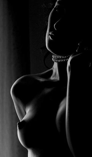 yes, please, Daddy…may i wear pearls and a nipple chain to dinner tonight?