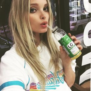 rosiehwh: Breakfast for dinner Talk To and Watch Beautiful Blondes Live Fuck and Finger Themselves…FREE