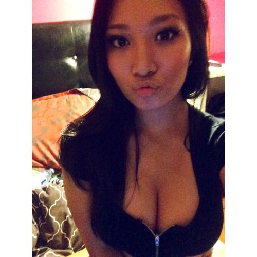 Photo Bigboobs, Toket Gede, Tetek Montok, Foto Cewek Seksi, Sexy...