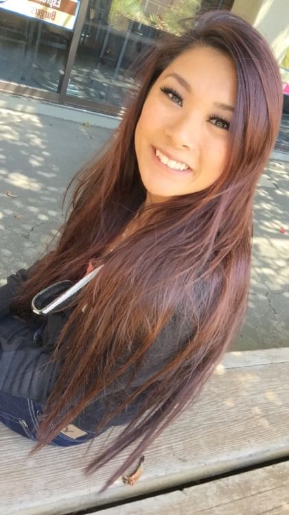 lisaanguyeennphoto:

TBT to my long hair days, I miss it
