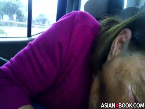 Asian Mature Gives Nice Head
