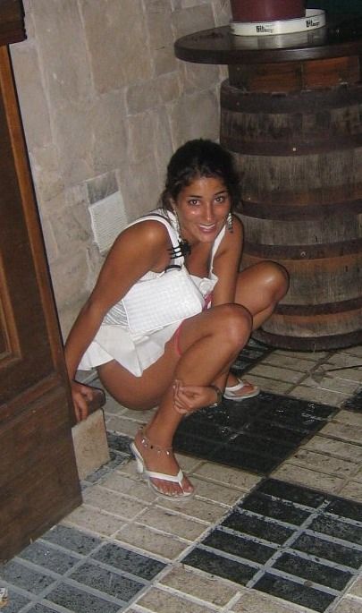 jsgirlspissing:
Girls Peeing / Piss Fetish Blog JSGirlsPissing