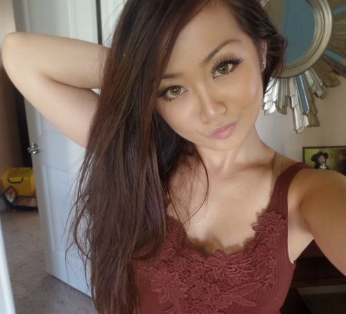 athousandpossibilitiesx:

athousandpossibilitiesx:

eyes,...