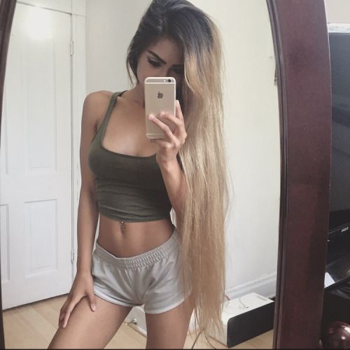 carolinedevera:

flexin on your ex I knoooowww Bigboobs, Toket...