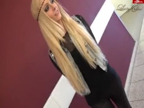 Lucy Cat - WAS REIMT SICH AUF SUSHI