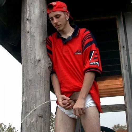 rayrazzle:
Pissing chav Lol :-)
