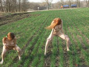 sexygirlspeetoo: troie-vacche-puttane: sexmzkelsie: eropee: F...