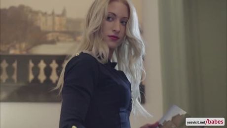 In order to seduce this hunk man, the naughty MILF stepmom Uma Sex thought of a great idea to have that huge manhood in her eager mouth.