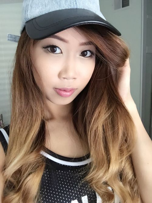 msbunnii:

✔️ Bigboobs, Toket Gede, Tetek Montok, Foto Cewek...