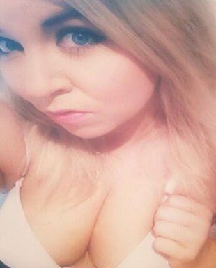 Camgirl Nudes 151