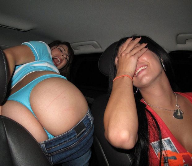 Free porn pics of Teen fucks her man in front of her friends 3 of 17 pics
