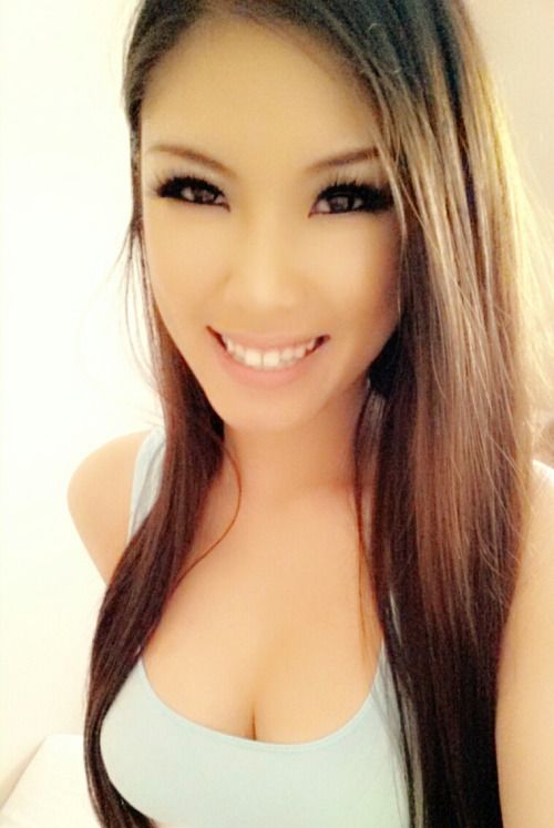 kalliepham:

Small eyes today.. but the sun is finally...