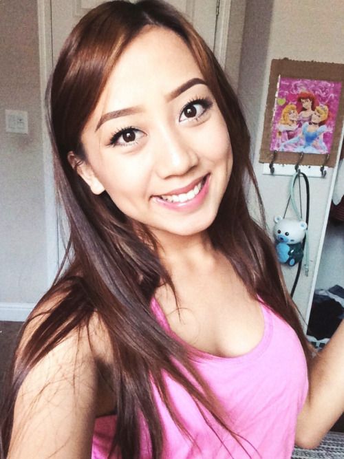 sincerelymaithaa:

Selfie Bigboobs, Toket Gede, Tetek Montok,...