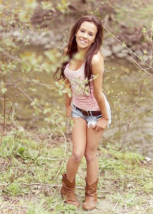 Guys-Like-Short-Girls