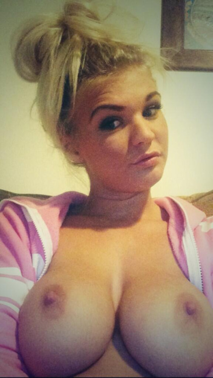 swappingsnapchats:
Flirt with girls & also exchange...
