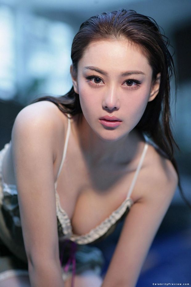 Viann Zhang