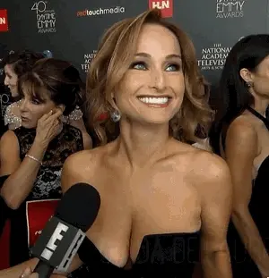 Giada De Laurentiis has great cleavage!