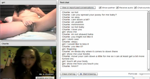 imagen Dos chicas calientes en chatroulette