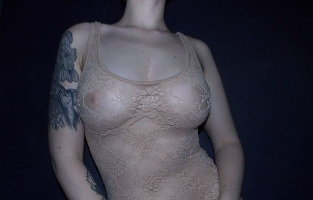 TUMBLR GIRL SLAPFIGHT… GREAT TITS AND A SUPER DE LUXE ASS