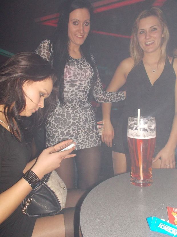 Party chicks in the club