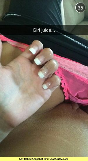 swappingsnapchats: Her snapchat name here!