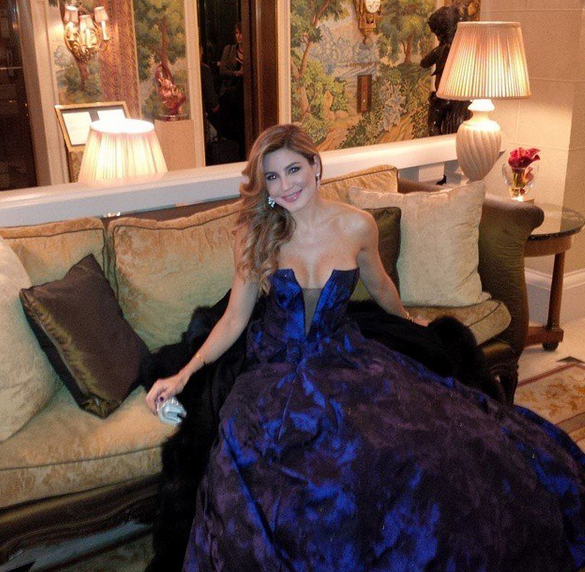 Large blue Dress