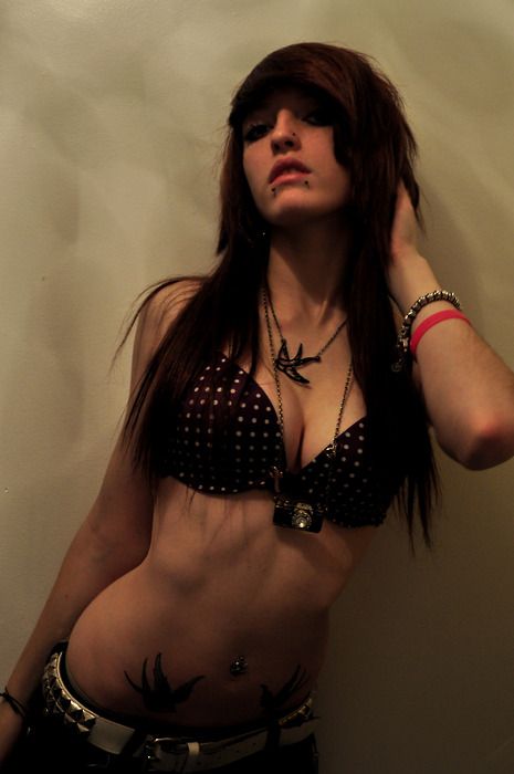 Naked Emo Scene Goth Girls Showing Off 038