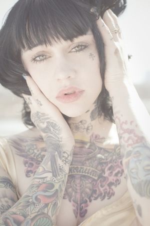 Sexy Tattooed Bitches 067