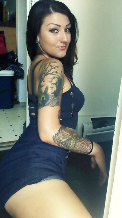Sexy Inked Girls 366