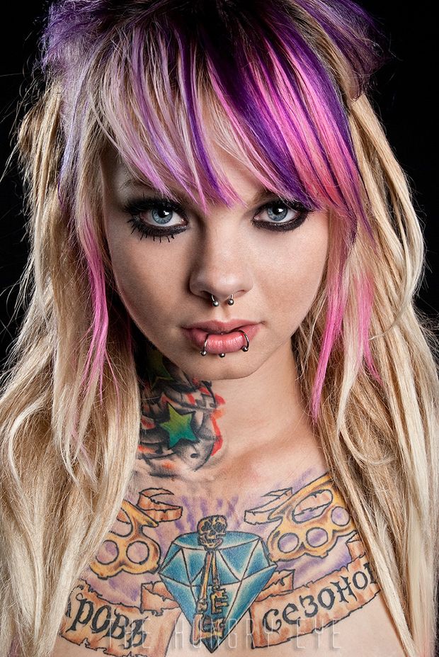 Sexy Inked Girls 339
