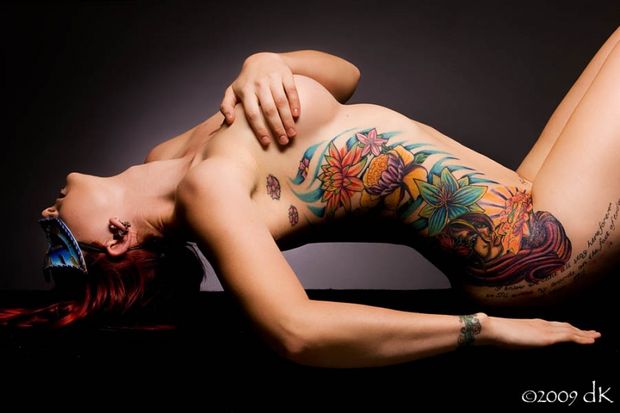 Sexy Tattooed Bitches 212