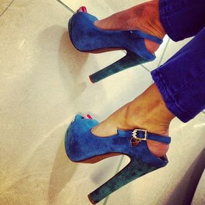 Hot Lingerie Models Wearing High Heels 148