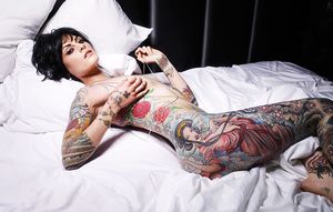 Hot Tattoed Girls 085