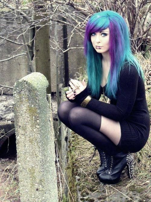 Cute Scene Girls Posing Naked 053