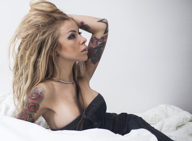 Hot Emo 32589878   Inkdgirls Tattooed Linda Hakansson