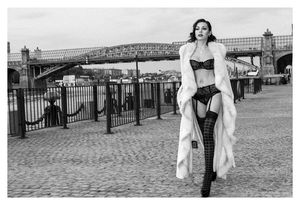 Wearing My Stockings And Suspenders Wanna Fuck Me 579