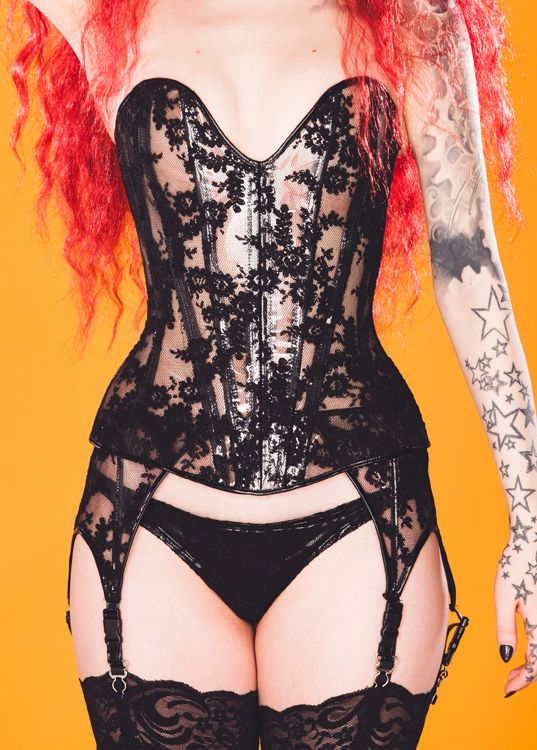 Sexy Inked Girls 075