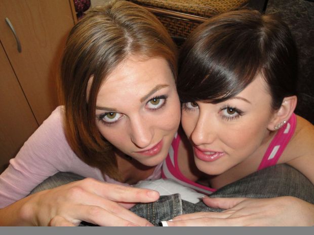 The post Time for a new sidebar picture, and went classic with Kasey Chase and Jennifer White appeared first on BrokenTeens.