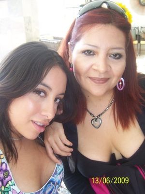 sexy mom & daughter... cool