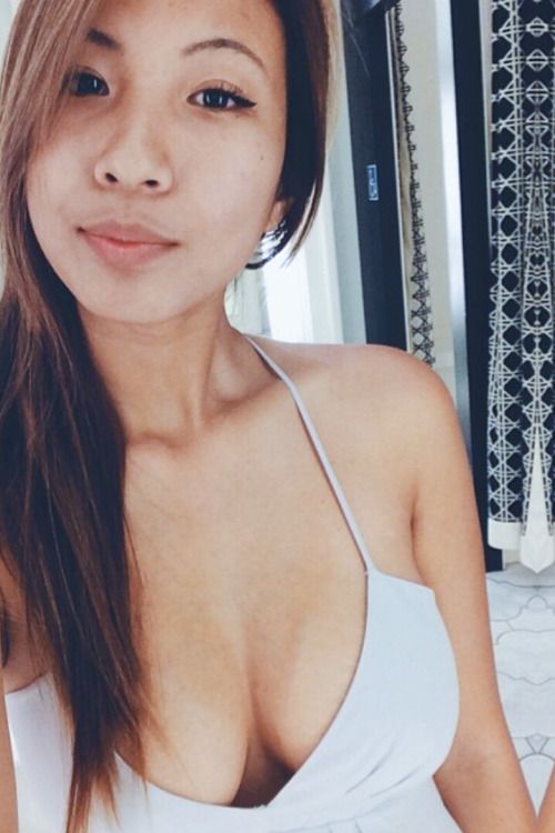 Rad Asian Girls nude freak out!