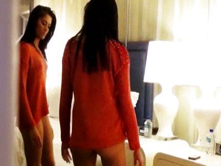 This girl caught on amateur cam masturbating