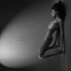naked,art,black white,nu