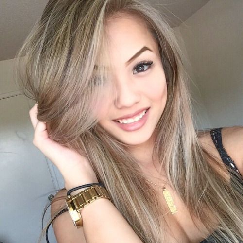 Rad Asian Girls nude freak out!