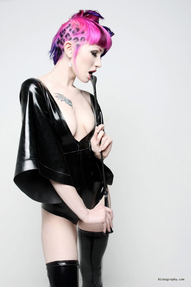 Hot Emo 09930695