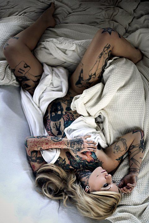 Hot Tattoed Girls 105