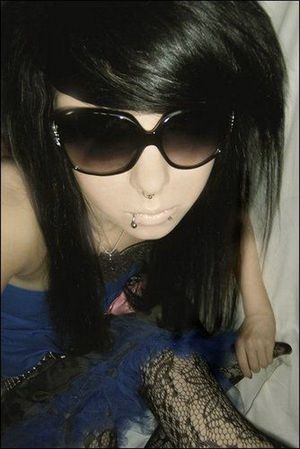 Cute Scene Girls Posing Naked 035