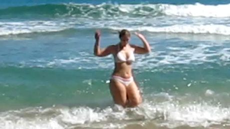 Big Creamy Ass Sarah at The Beach