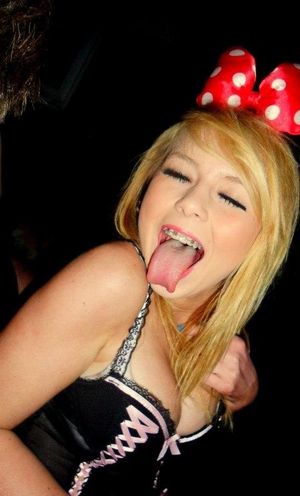 Minnie ready for a load