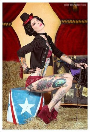 Retro pussy very hot tattoos going to the circus