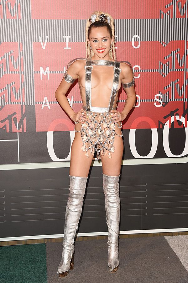 Miley Cyrus vma awards 2015